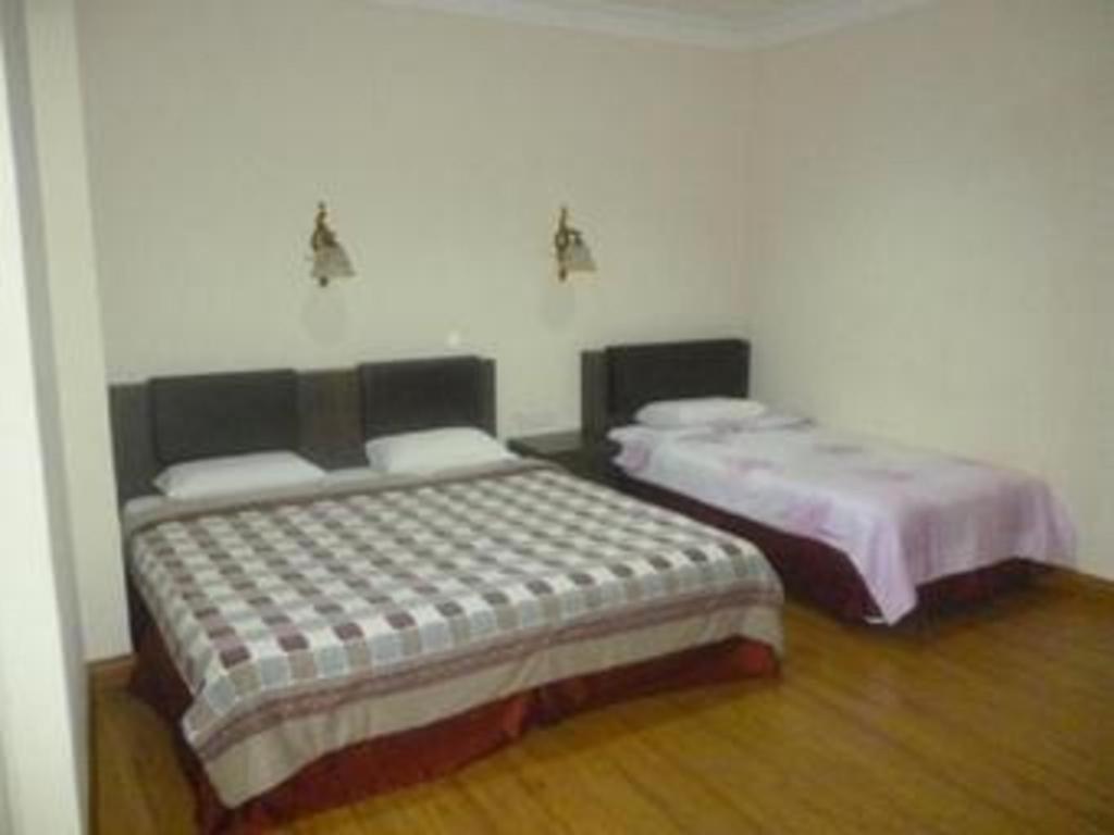 G Six Hotel Sitiawan Luaran gambar