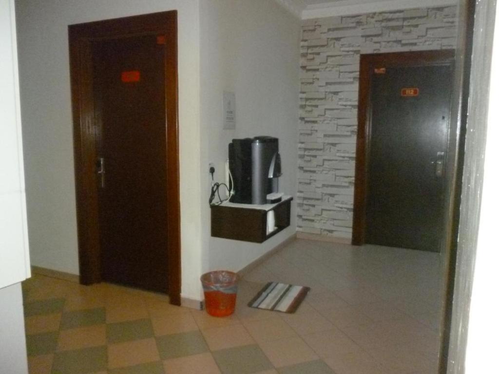 G Six Hotel Sitiawan Luaran gambar