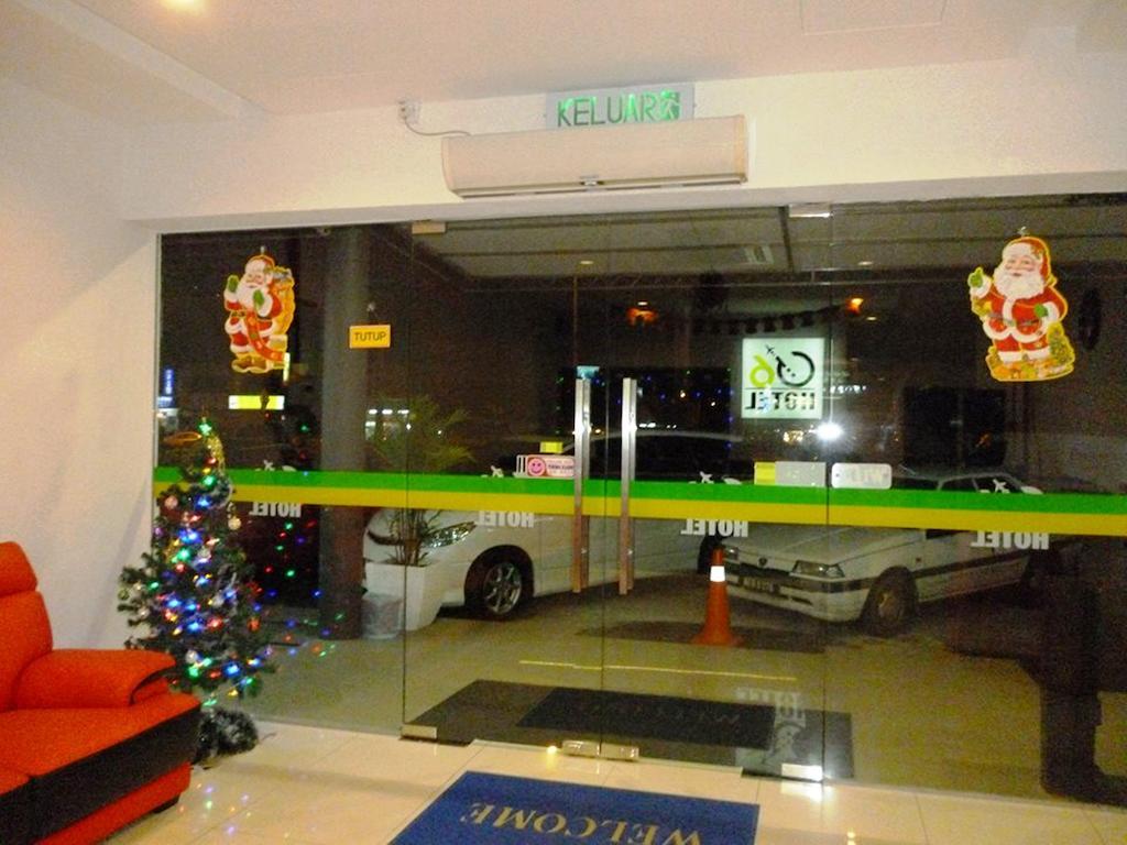 G Six Hotel Sitiawan Luaran gambar